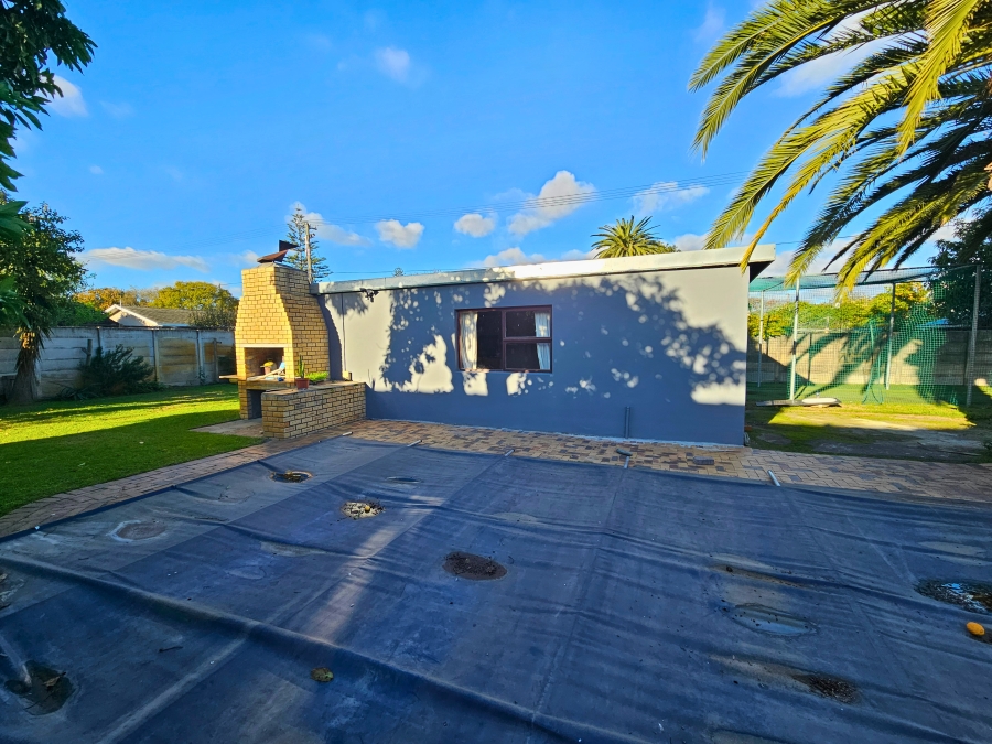To Let 1 Bedroom Property for Rent in Soneike Western Cape